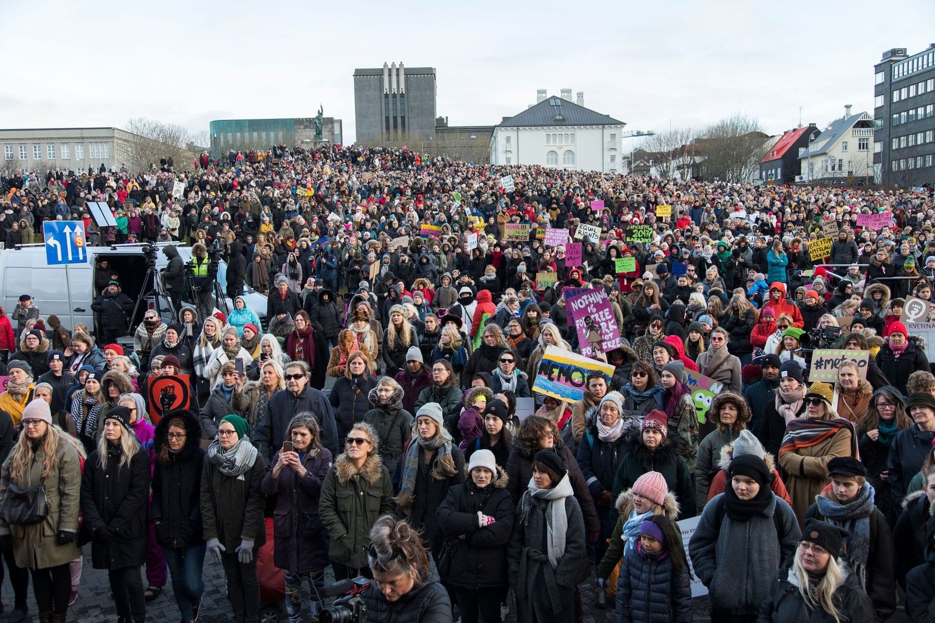 kvennaverkfall 2018 hópur af fólki